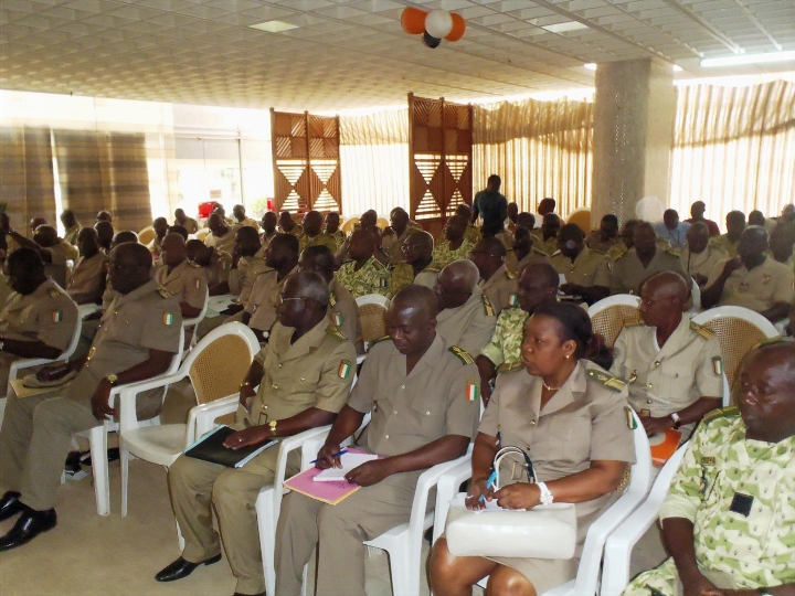 Douanes ivoiriennes / Affaire 250 agents menacent - La balle est dans le camp de Nialé Kaba